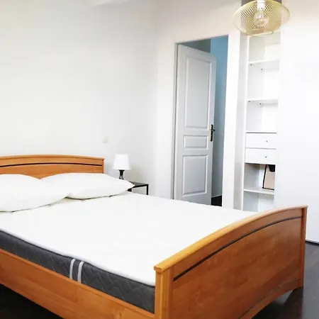 Apartment Cote Nive - Spacieux - Centre - Bord De Nive Bayonne